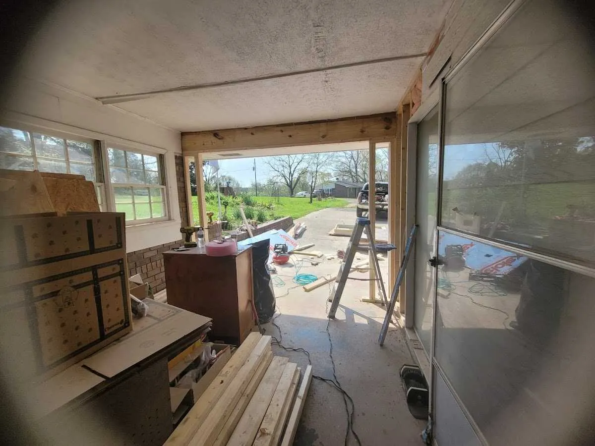 Air movers and dehumidifier for Water Mitigation Services in Wilmington